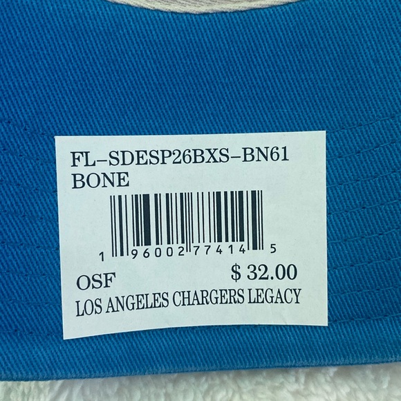 - 🏈NFL 47 Los Angeles Chargers, Legacy NFL Cap - Picture 6 of 7